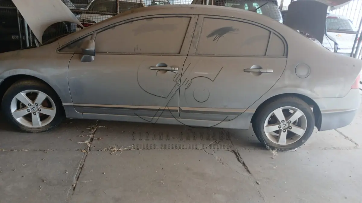 LOTE 003 - HONDA CIVIC LXS