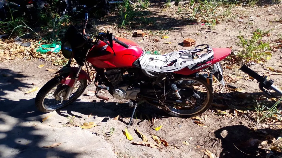 LOTE 008 - HONDA CG 150 TITAN ES 2004