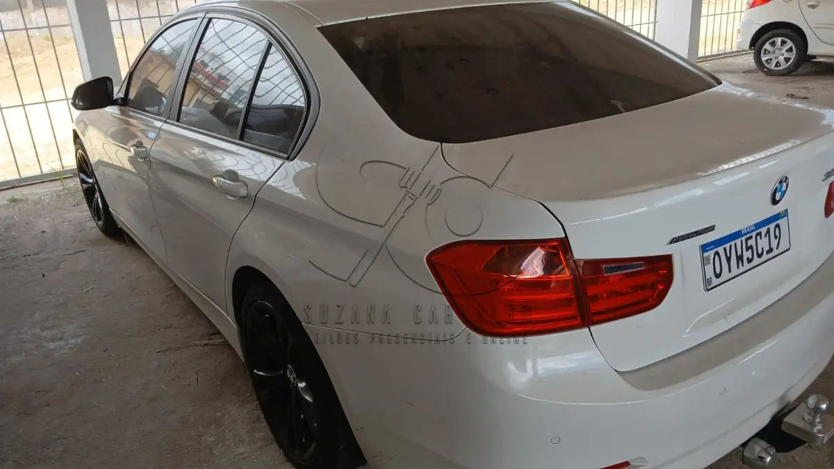 LOTE 008 - I BMW 320I ACTIVE FLEX