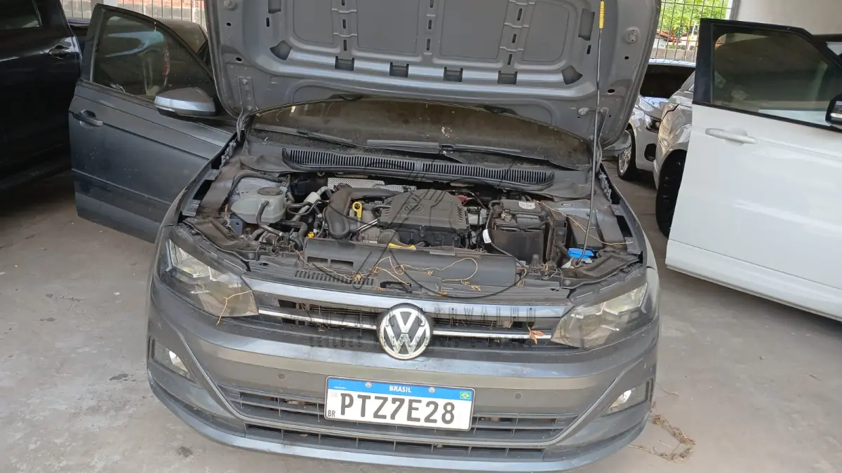 LOTE 004 - VW POLO CL ADA