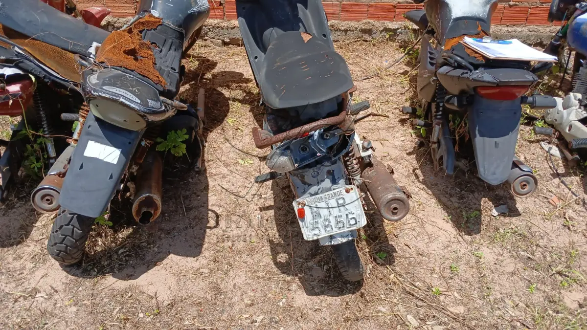 LOTE 007 - SUCATA YAMAHA T115 EM PARNAÍBA