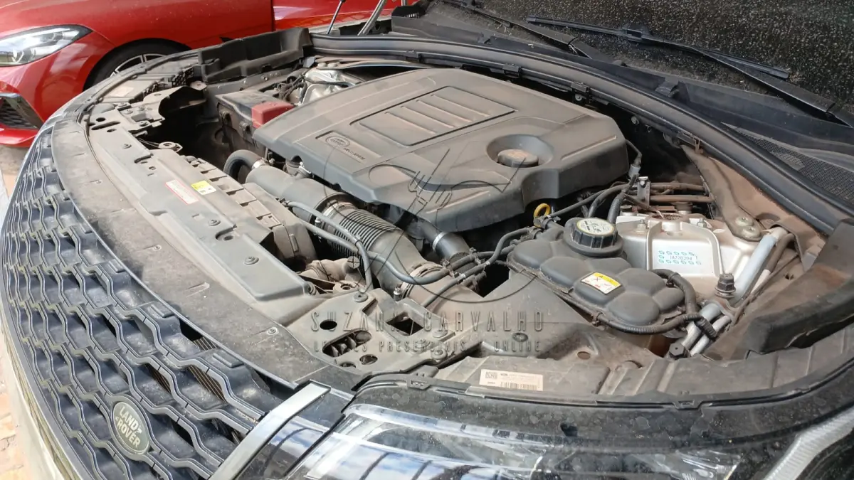 LOTE 009 - SUSPENSO POR DECISÃO JUDICIAL I LROVER VELAR P250 SE RDYN