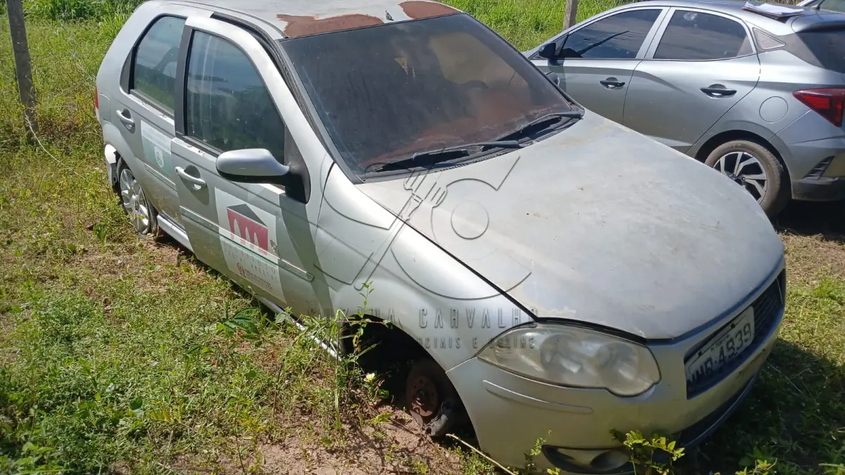 LOTE 005 - SUCATA FIAT PÁLIO