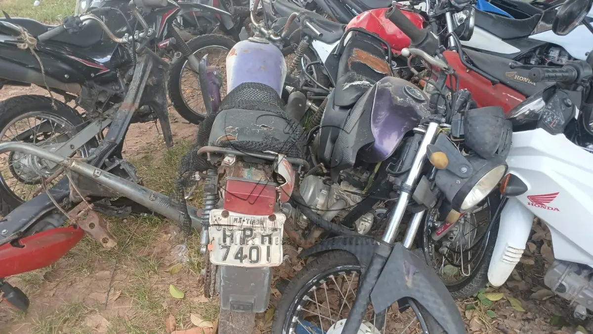 LOTE 001 - SUCATA HONDA CG 125 1999
