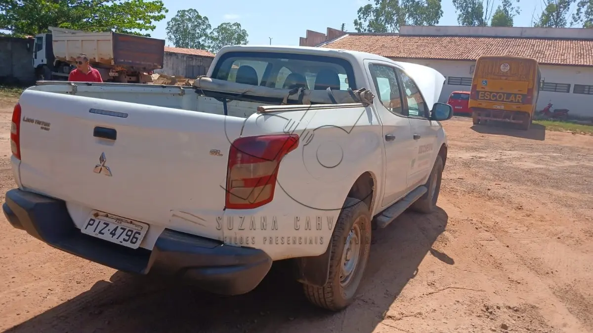 LOTE 004 - MMC/L200 PIZ4796