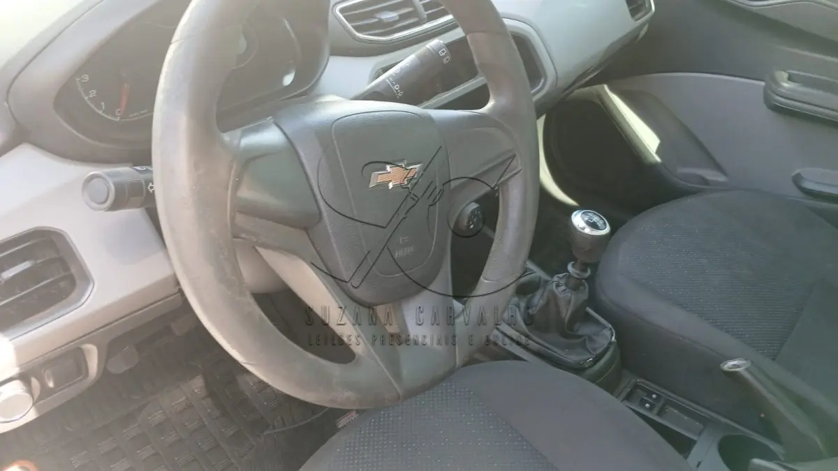 LOTE 013 - CHEVROLET ONIX 10MT 2017