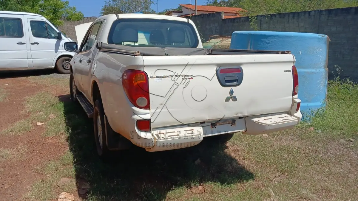 LOTE 003 - MMC/L200 PIM5806