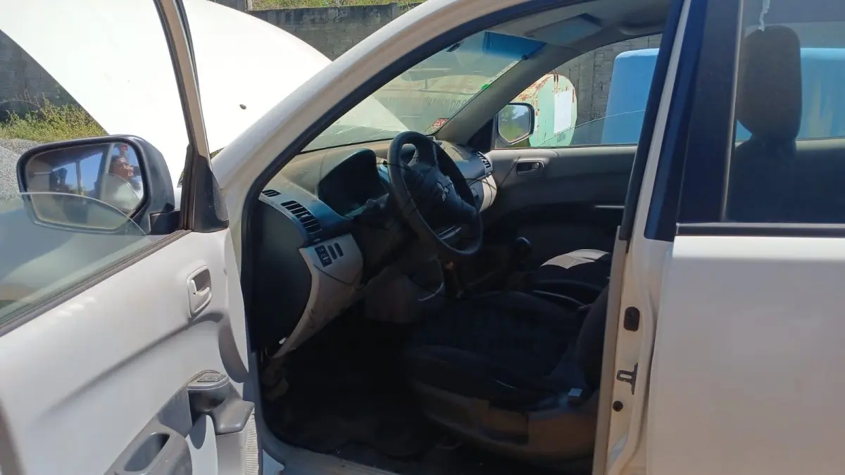 LOTE 003 - MMC/L200 PIM5806