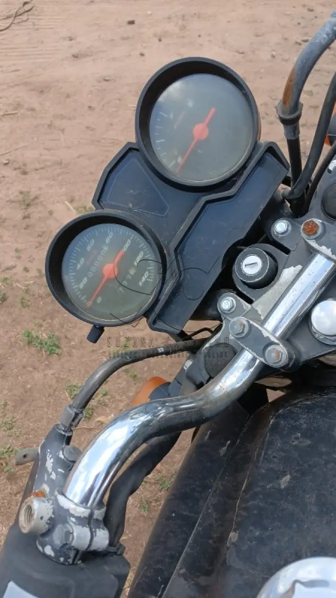 LOTE 005 - YAMAHA YBR 125 2013/2014