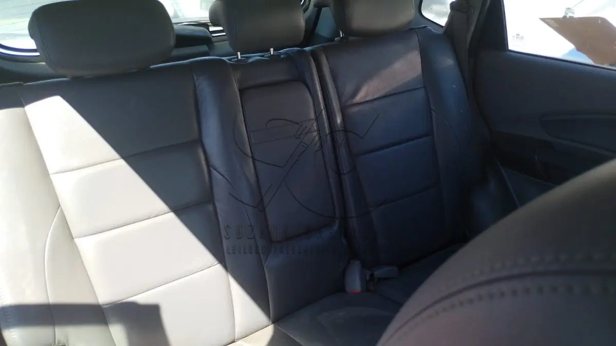 LOTE 002 - HYUNDAI TUCSON 2008