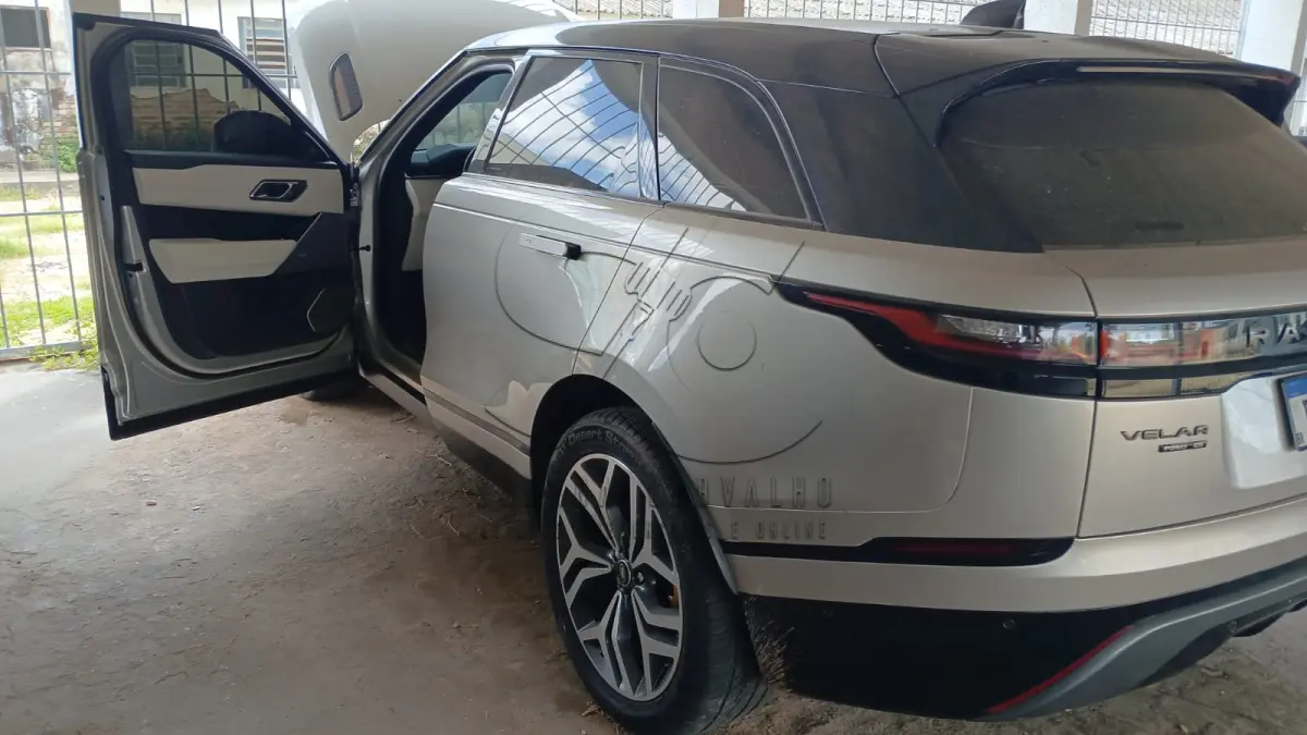 LOTE 009 - SUSPENSO POR DECISÃO JUDICIAL I LROVER VELAR P250 SE RDYN