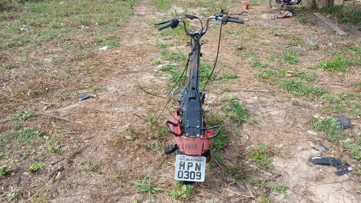 LOTE 016 - SUCATA HONDA CG 125 2002