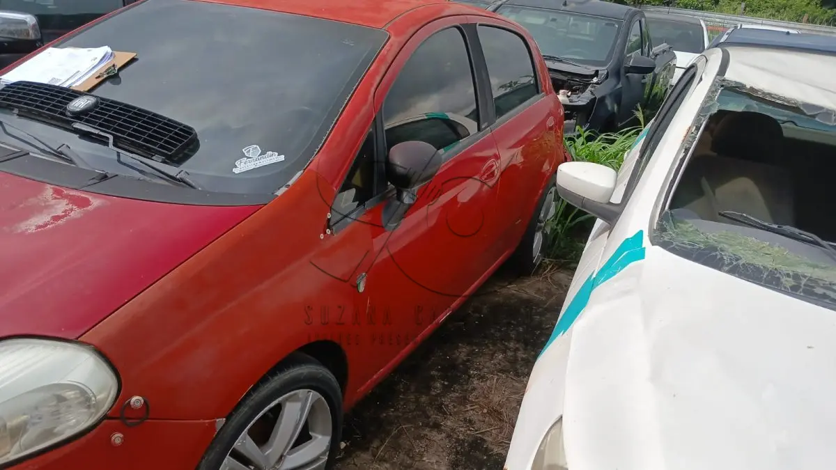 LOTE 015 - FIAT/PUNTO ELX 1.4, 2010/2010