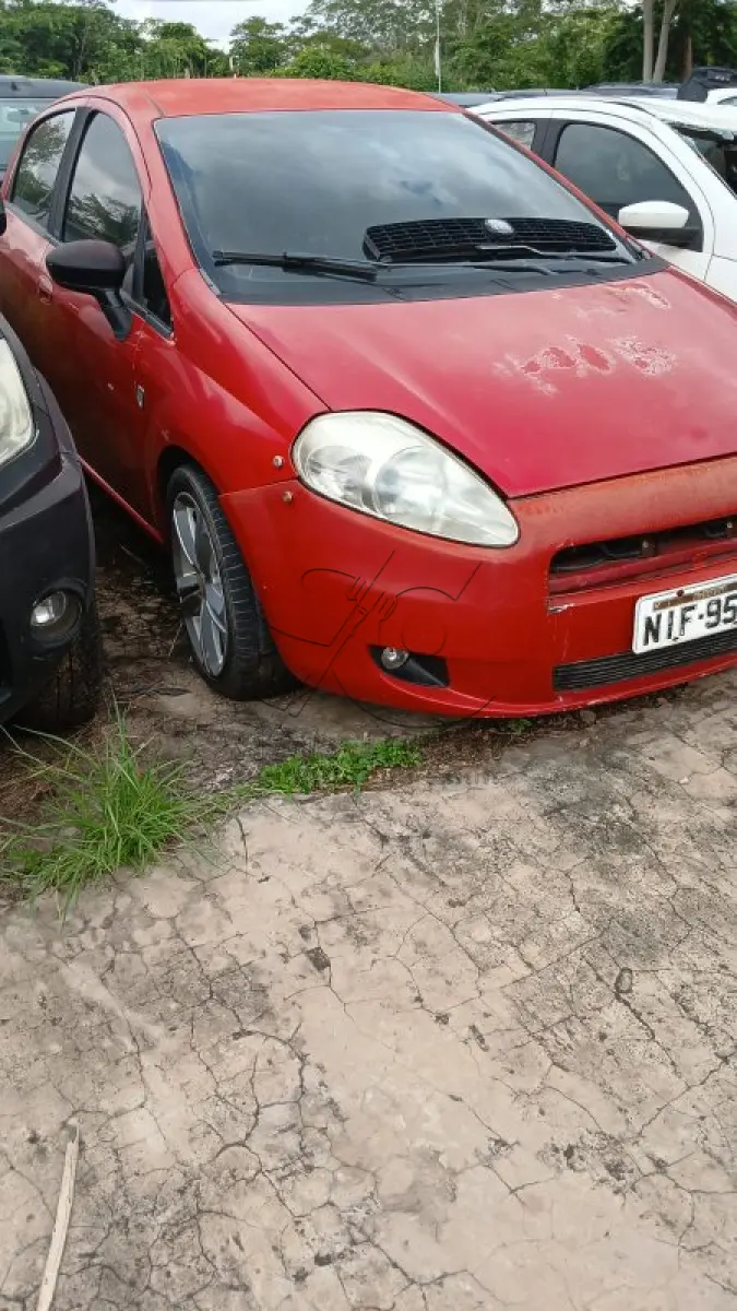 LOTE 015 - FIAT/PUNTO ELX 1.4, 2010/2010