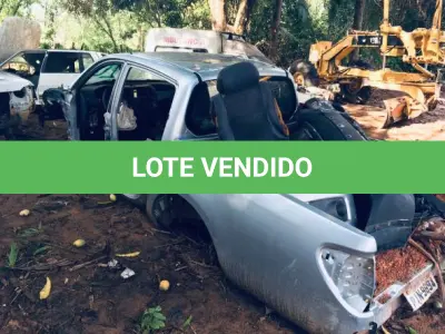 LOTE 010 - Sucata Mitisubishi, MMC/Triton L200, cor prata, (Sem documentação para transferência, por ser sucata).
