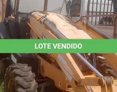 LOTE 022 - Retroescavadeira com pá, modelo JCB, nº  id. Produto JCB1791611JCB,  VIN nº id. Veículo 9B9214T54CBT4611, Série Motor nº SA320/40239U0433612.