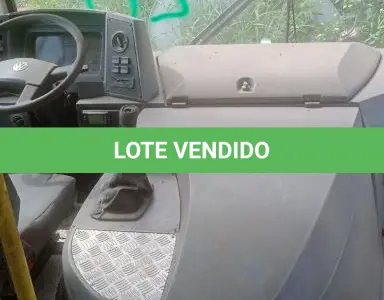 LOTE 020 - Sucata de Ônibus VW/15-190, cor amarela, s/placa. (Sem documentação para transferência, por ser sucata).