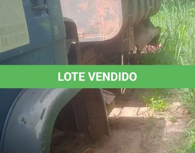 LOTE 016 - Caçamba VW/ 13-180, cor azul, placa LWE-4524, a diesel, cor azul, ano fab/mod. 2000/2001, chassi 9BWX2VHP31RY17974, Renavam 762429852. (Transferência por Declaração - S/CRV). DPVAT R$ 5,76 + MULTAS R$ 127,69