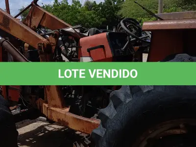 LOTE 026 - TRATOR S/RODAS M.FERGUSON