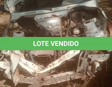 LOTE 006 - Sucata de Fiat Uno Way, cor branca. (Sem documentação para transferência, por ser sucata).