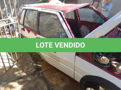 LOTE 010 - SUCATA FIAT UNO MILLE WAY