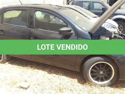 LOTE 004 - VEÍCULO VW