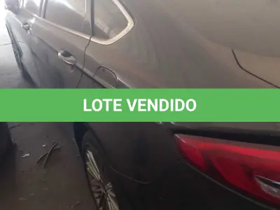 LOTE 001 - VEÍCULO FORD