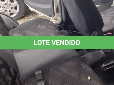 LOTE 006 - PÁLIO FIRE EM PARNAÍBA