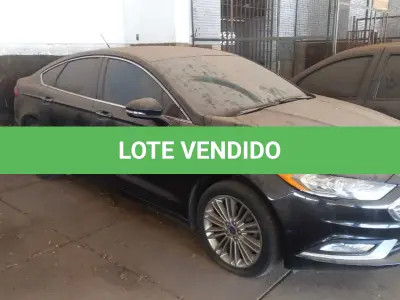 LOTE 001 - VEÍCULO FORD