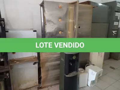 LOTE 002 - SUCATAS MOBILIÁRIOS