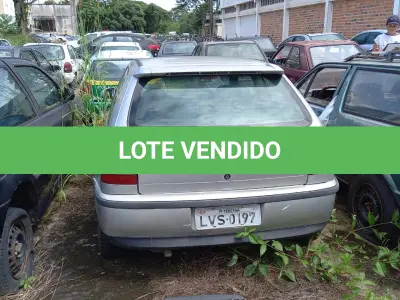 LOTE 009 - VEÍCULO VW