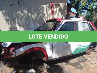 LOTE 010 - SUCATA FIAT UNO MILLE WAY