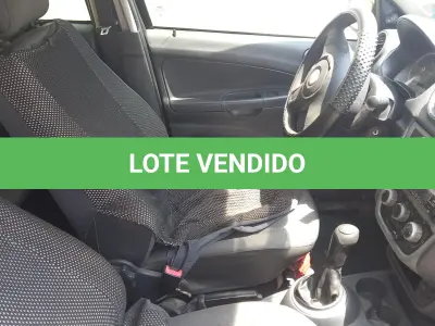 LOTE 004 - VEÍCULO VW