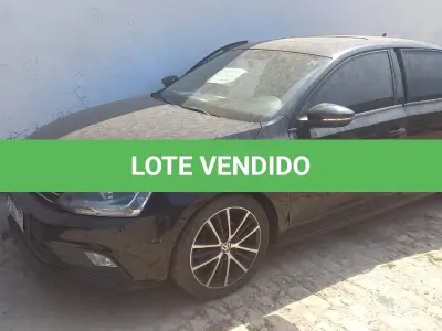 LOTE 006 - VEÍCULO VW