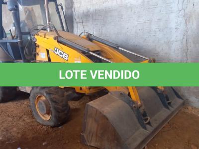 LOTE 032 - RETROESCAVADEIRA