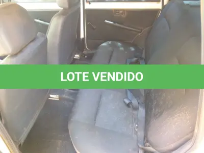 LOTE 015 - FIAT UNO