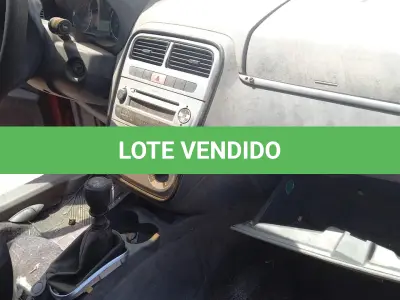 LOTE 012 - VEÍCULO FIAT PUNTO