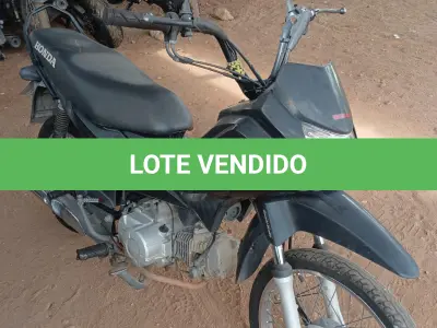 LOTE 002 - MOTO HONDA 