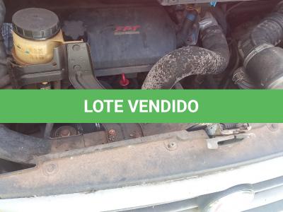 LOTE 025 - CAMIONETA AMBULÂNCIA FIAT
