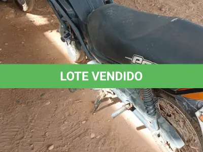 LOTE 004 - MOTO HONDA