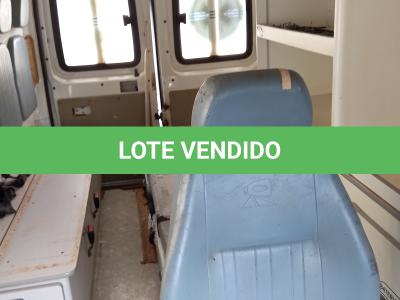 LOTE 025 - CAMIONETA AMBULÂNCIA FIAT