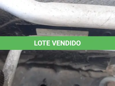 LOTE 015 - VEÍCULO RENAULT CLIO RL