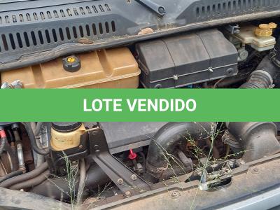 LOTE 025 - CAMIONETA AMBULÂNCIA FIAT