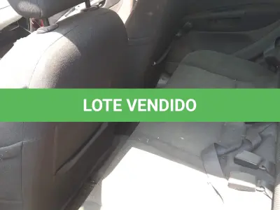 LOTE 012 - VEÍCULO FIAT PUNTO
