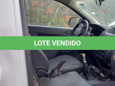 LOTE 026 - CAMIONETA AMBULÂNCIA FORD