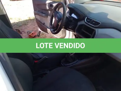 LOTE 013 - CHEVROLET ONIX 10MT 2017
