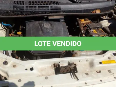 LOTE 003 - FIAT IDEA ESSENCE 1.6 2014/2015