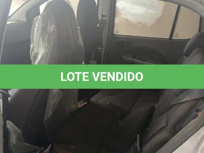 LOTE 002 - FIAT UNO WAY