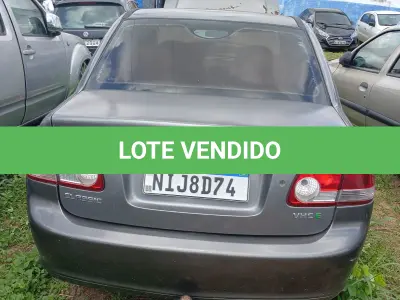 LOTE 003 - CHEV CLASSIC LS