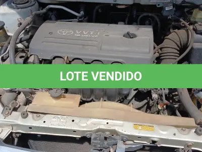 LOTE 002 - TOYOTA COROLLA